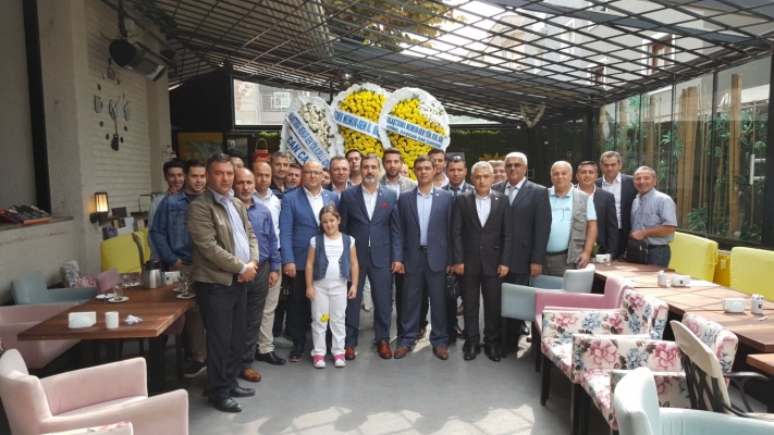Cankesenin Katılımyla İzmir 2 Nolu Şube nin Olağanüstü Genel Kurulunu Yaptı