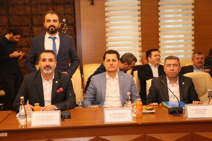 Ulaştırma Memur-Sen Taleplerini KPDK Toplantısında Bakan Jülide Sarıeroğluna İletti