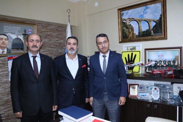 ÖZ İŞ'DEN SENDİKAMIZA ZİYARET