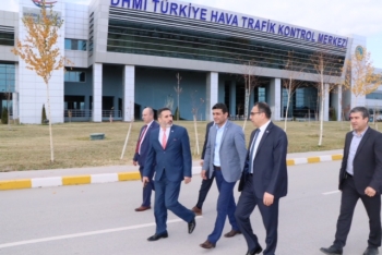 Cankesen,Türkiye Hava Trafik Kontrol Merkezini Ziyaret Etti