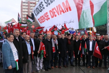 Anadolu Meydanı’ndan Kudüs Direnişine On Binlerce Selam!