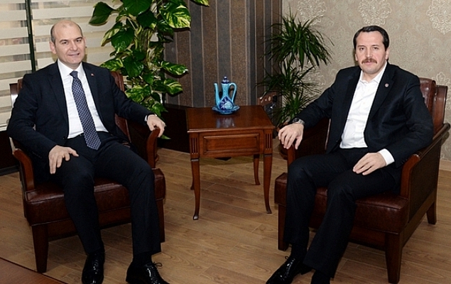 Bakan Soylu'dan Memur-Sen'e Ziyaret