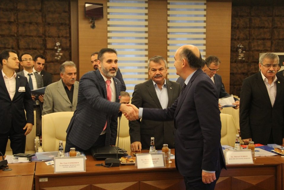 Ulaştırma Memur-Sen Taleplerini KPDK Toplantısında Bakan Müezzinoğluna İletti.