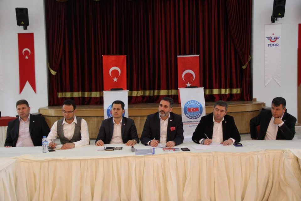 CANKESEN TCDD GENEL MÜDÜRLÜĞÜNDE ÖRGÜTLÜ DERNEK BAŞKANLARIYLA BİR ARAYA GELDİ