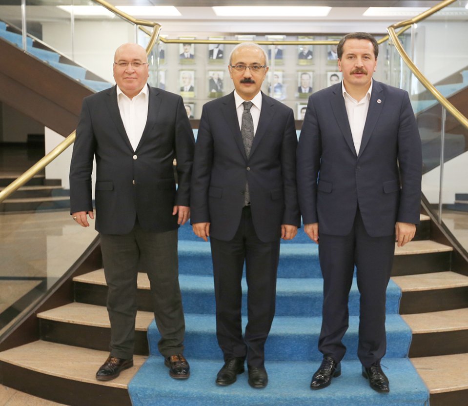 Memur-Sen, YPK Kararı İçin Bakan Elvan İle Görüştü