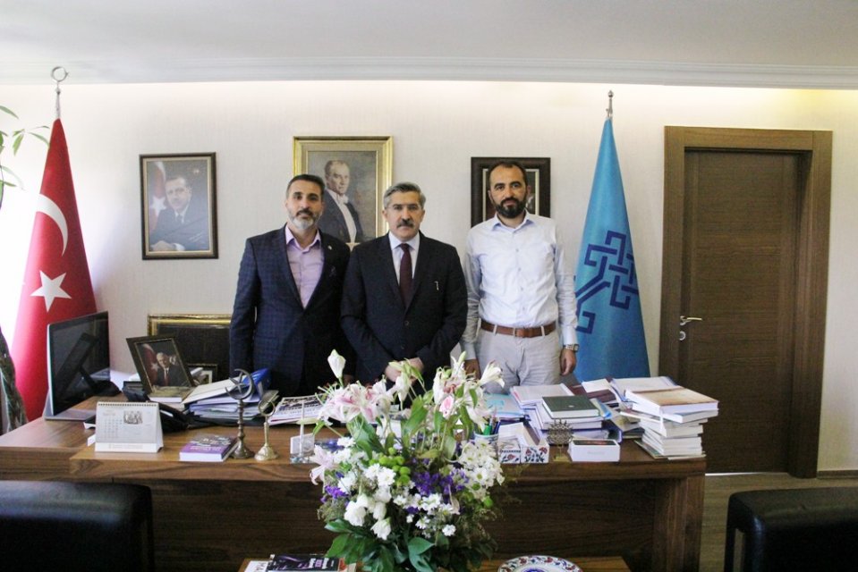KÜLTÜR VE TURİZM BAKAN YARDIMCISI YAYMAN\'A HAYIRLI OLSUN ZİYARETİ