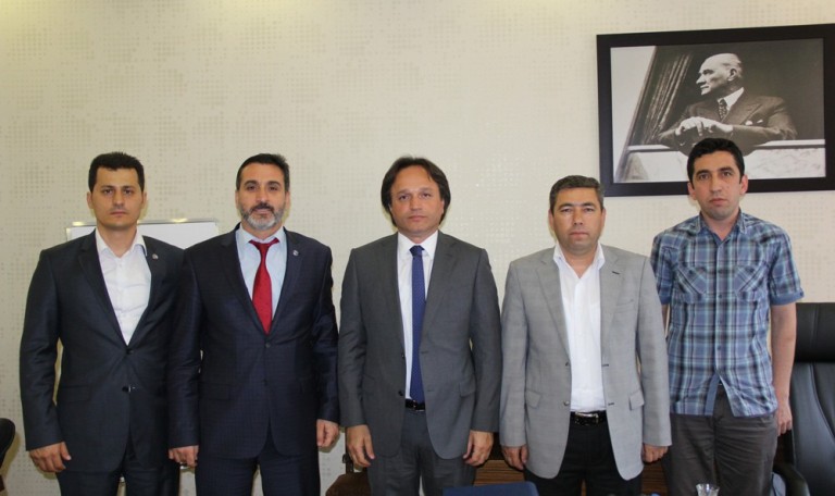 ULAŞTIRMA MEMUR-SEN'DEN TCDD GENEL MÜDÜR YARDIMCILIĞINA ATANAN UYGUN'A HAYIRLI OLSUN ZİYARETİ