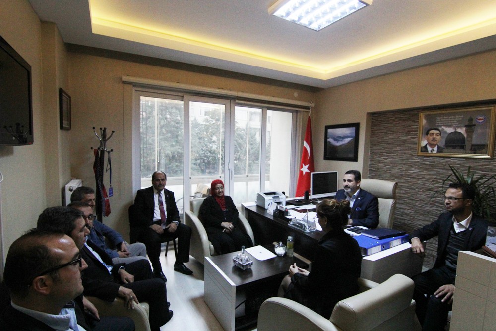 Vefat Eden Üyemizin Ailesine 15 Bin TL Ferdi Kaza Sigortası Çeki Verildi