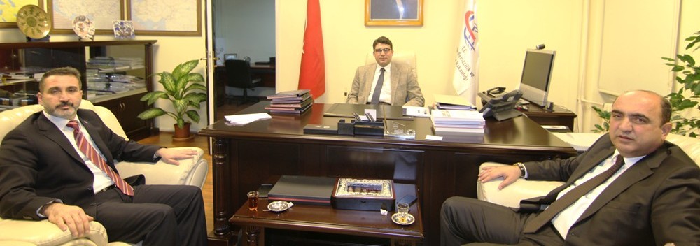 Cankesen, UDH Bakanlığı Karayolu Düzenleme Genel Müdürü Mustafa Kaya'yı Ziyaret Etti.