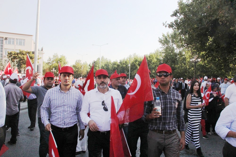 Yüzbinler “Teröre Hayır Kardeşliğe Evet” Dedi