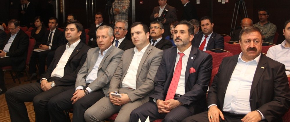 Genel Başkan;Bem-Bir-Sen tarafından organize edilen "Başkanlık Sistemi Çalıştayı"na Katıldı