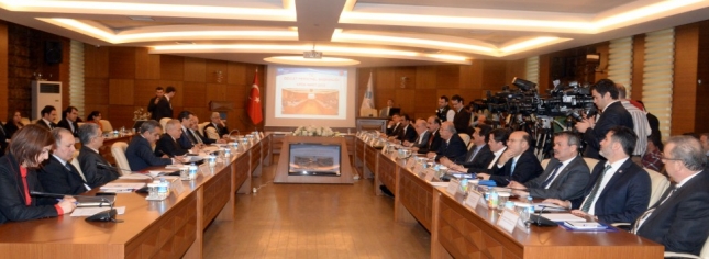 Ulaştırma Memur-Sen Taleplerini KPDK Toplantısında Bakan Çelik'e İletti.